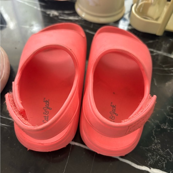 Toddler slides/sandals size 7 - Picture 3 of 4
